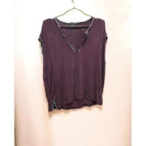 #415 - POL Women's Trimmed Short Sleeve Top Size Small NWOT Burgundy V Neck